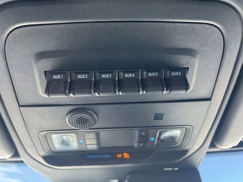 Used 2022 Ford Bronco Black Diamond image 15