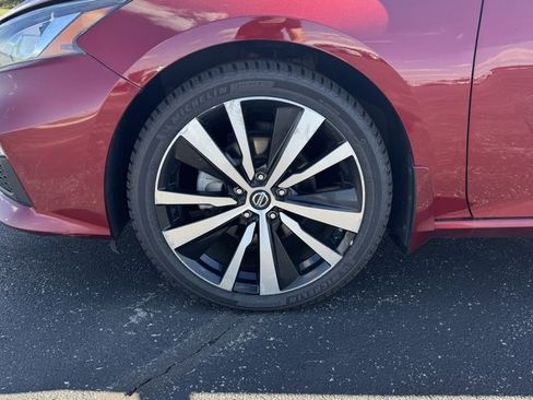 Used 2020 Nissan Altima 2.5 SR w/ Premium Package image 28