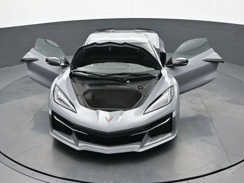 Used 2025 Chevrolet Corvette Z06 image 25