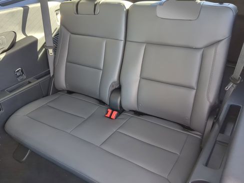 New 2026 Ford Explorer Active w/ Active Comfort Package image 52