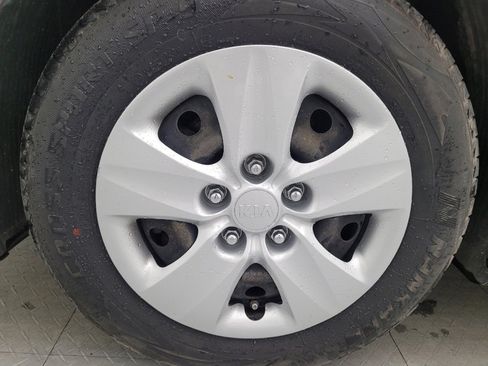 Used 2017 Kia Forte LX w/ LX Popular Package image 31