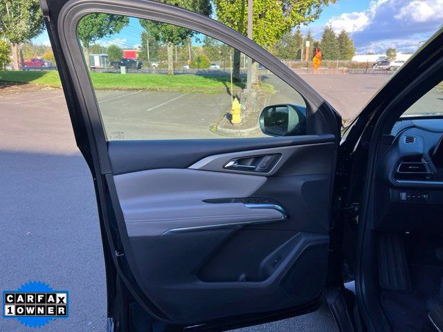 Used 2026 Chevrolet Traverse LT w/ Driver Confidence Package AWD/4WD image 16