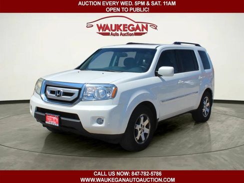 Used 2011 Honda Pilot Touring image 1
