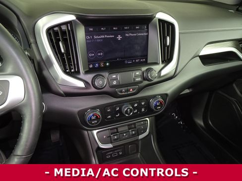 Used 2023 GMC Terrain SLT w/ LPO, Floor Liner Package image 17