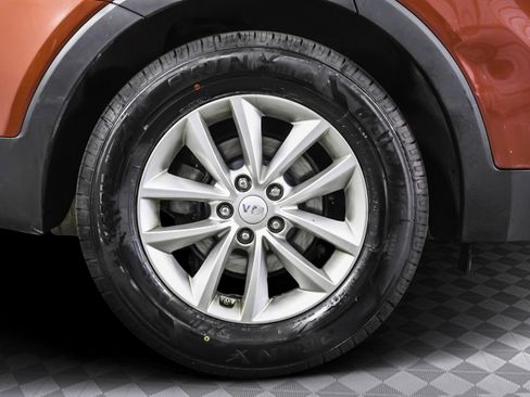 Used 2016 Kia Sorento LX w/ LX Convenience Package image 35