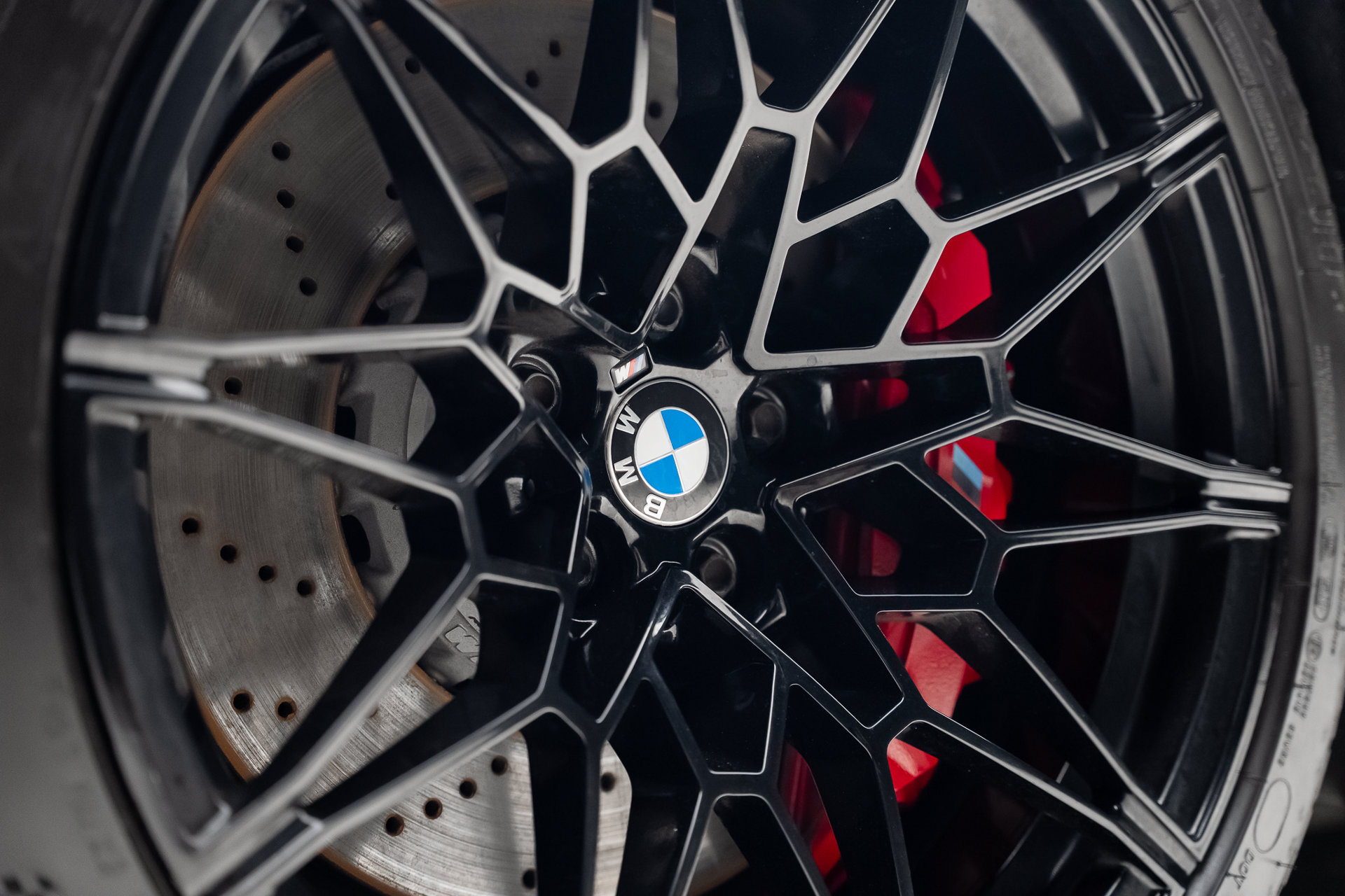 Used 2021 BMW M4 Coupe w/ Executive Package RWD image 23