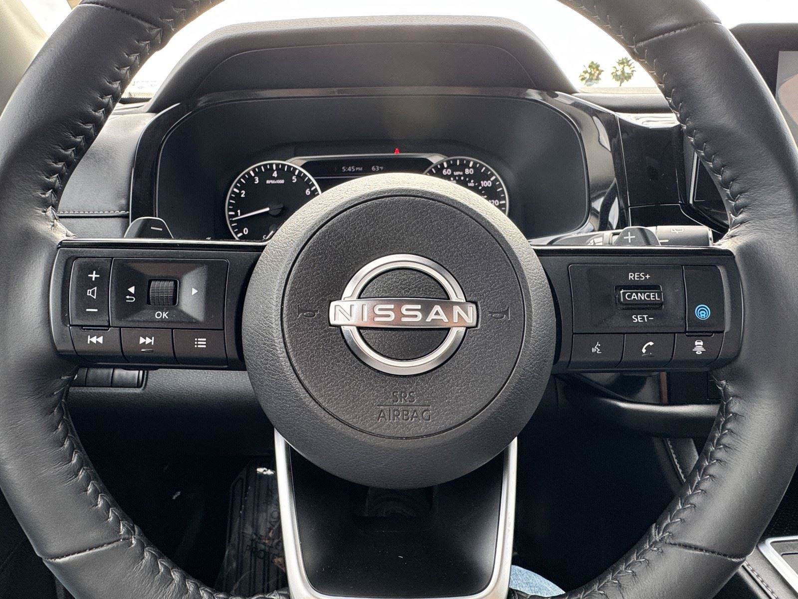 Used 2022 Nissan Pathfinder SV FWD image 30