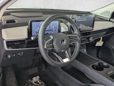 New 2026 Honda Prologue Touring image 3
