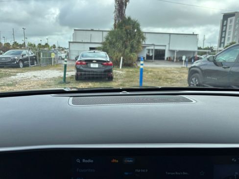 Used 2025 Hyundai Tucson SEL image 18