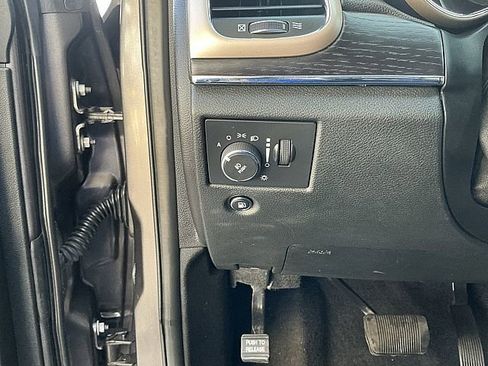 Used 2015 Jeep Grand Cherokee Summit image 20