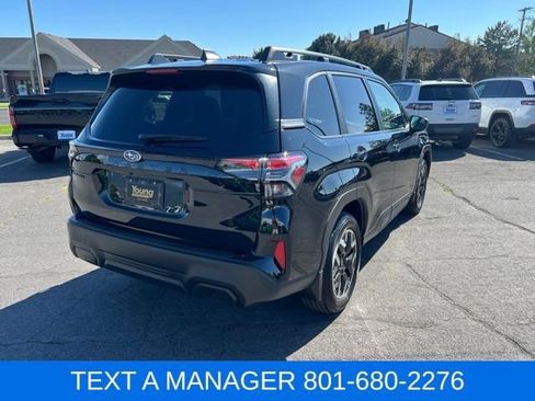 Used 2025 Subaru Forester Premium w/ Convenience Package #2 AWD/4WD image 5