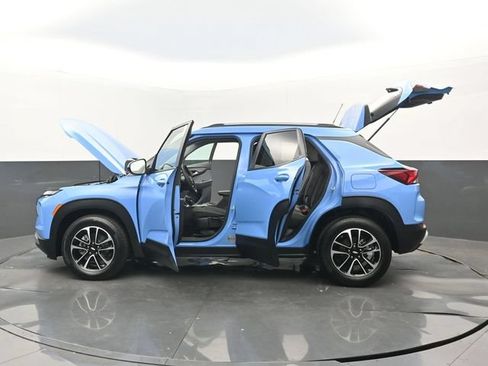 Used 2024 Chevrolet TrailBlazer LT w/ LT Cold Weather Package FWD image 31