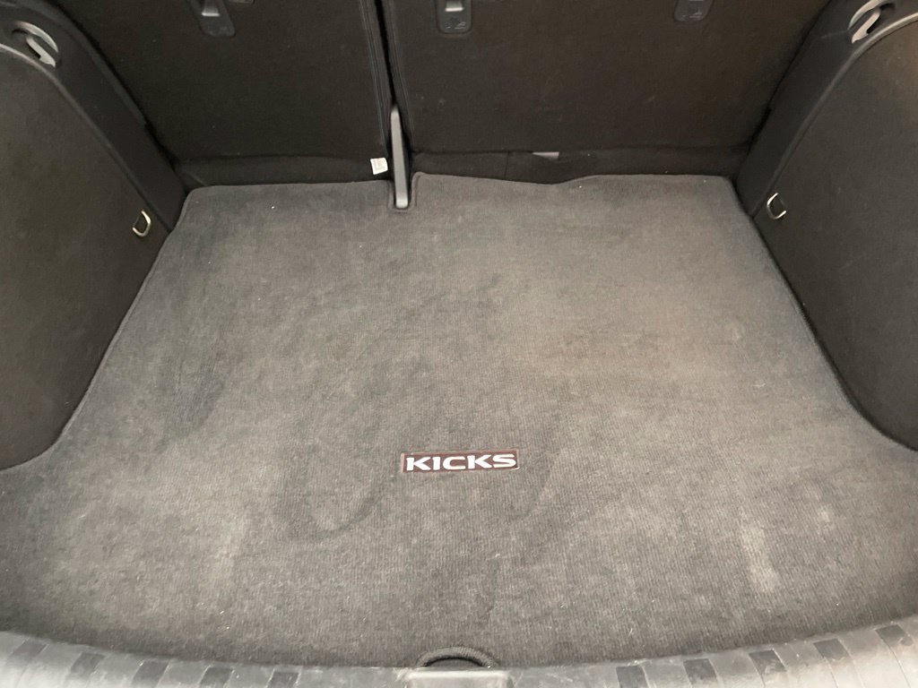 Used 2023 Nissan Kicks SV w/ Interior Electronics Package FWD image 21