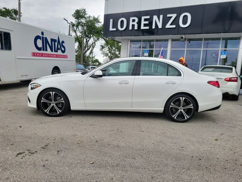 Used 2025 Mercedes-Benz C 300 Sedan image 8