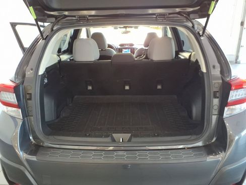 Certified 2022 Subaru Crosstrek 2.0i Premium w/ Moonroof Package AWD/4WD image 19