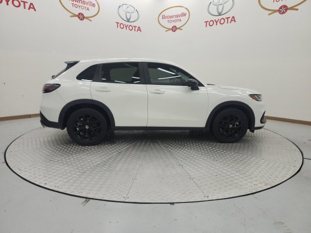 Used 2024 Honda HR-V Sport image 3