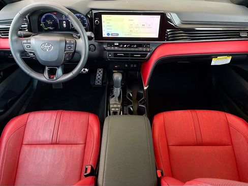 Used 2026 Toyota Camry XSE FWD image 13