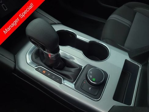Used 2024 Chevrolet Blazer LT w/ Midnight/Sport Edition FWD image 25