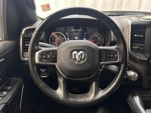 Used 2022 RAM 1500 Laramie w/ Sport Appearance Package AWD/4WD image 9