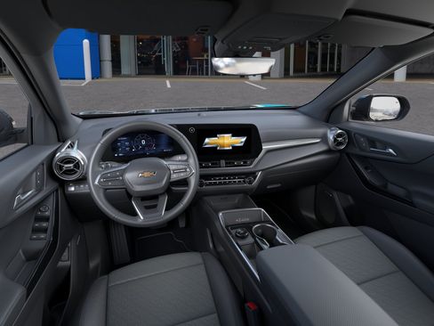 New 2026 Chevrolet Equinox LT w/ Convenience Package II AWD/4WD image 15