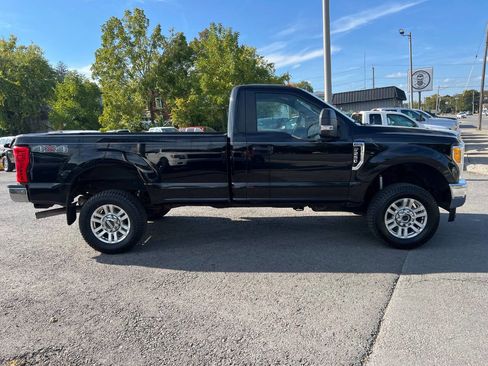 Used 2017 Ford F250 XL w/ STX Appearance Package image 6
