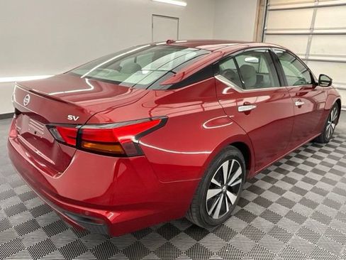 Used 2019 Nissan Altima 2.5 SV FWD image 18