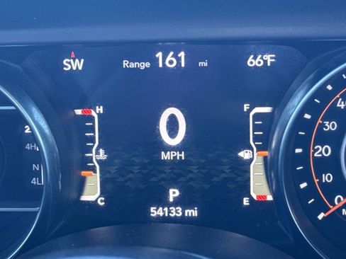 Used 2022 Jeep Gladiator Sport image 22