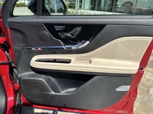 New 2026 Lincoln Corsair Premiere image 17