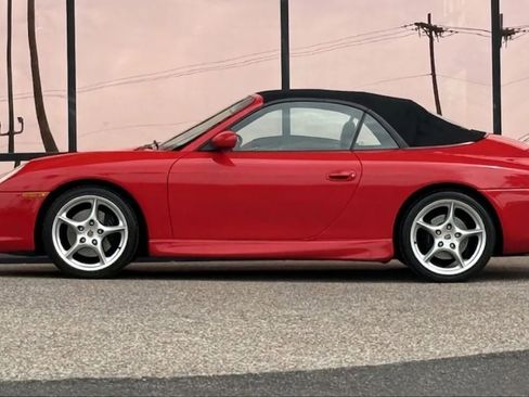 Used 2002 Porsche 911 Carrera 4 AWD/4WD image 10