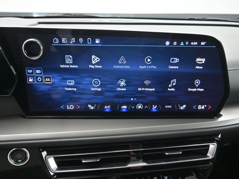 Certified 2025 Chevrolet Traverse LT image 17