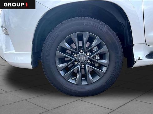 Certified 2023 Lexus GX 460 Premium AWD/4WD image 9