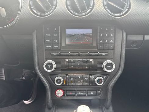 Used 2016 Ford Mustang Coupe RWD image 15