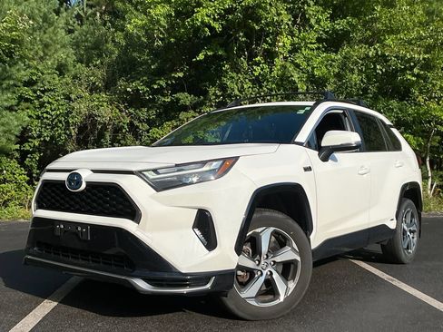 Used 2023 Toyota RAV4 SE w/ Weather & Moonroof Package AWD/4WD image 1