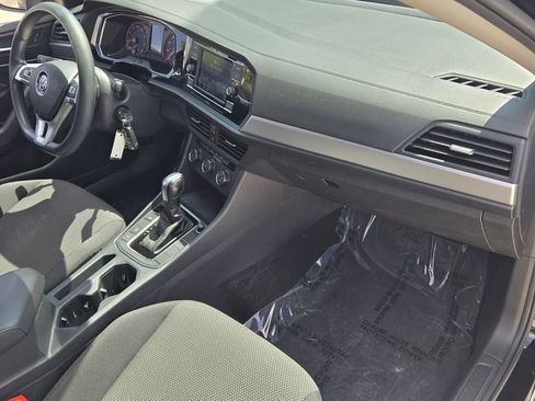 Used 2019 Volkswagen Jetta S w/ Driver Assistance Package FWD image 17