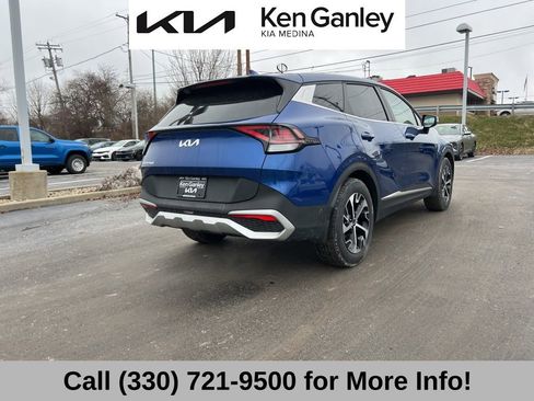 Certified 2025 Kia Sportage EX image 9