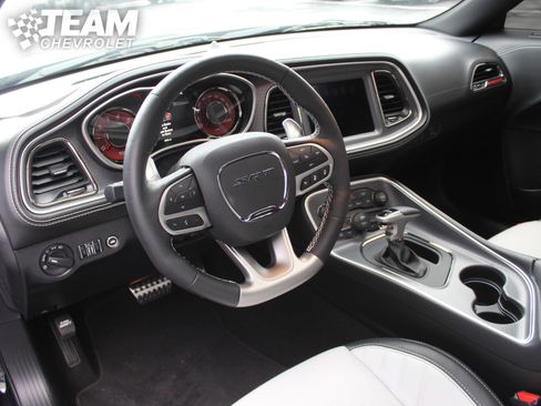 Used 2023 Dodge Challenger SRT Hellcat RWD image 13