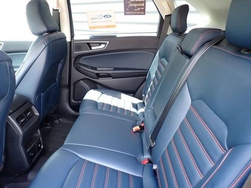 Certified 2023 Ford Edge SEL w/ Sport Appearance Package AWD/4WD image 18