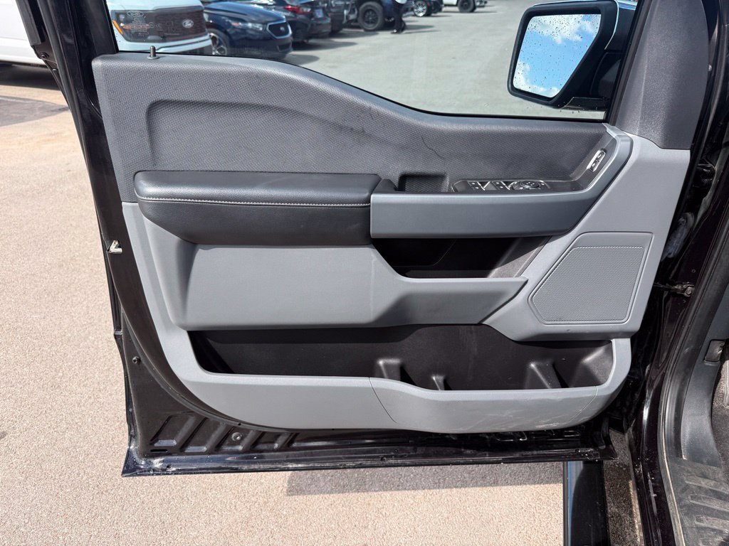 Used 2023 Ford F150 XLT RWD image 6