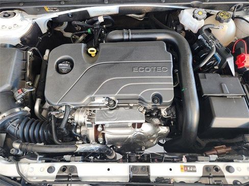 Certified 2024 Chevrolet Malibu LS image 24