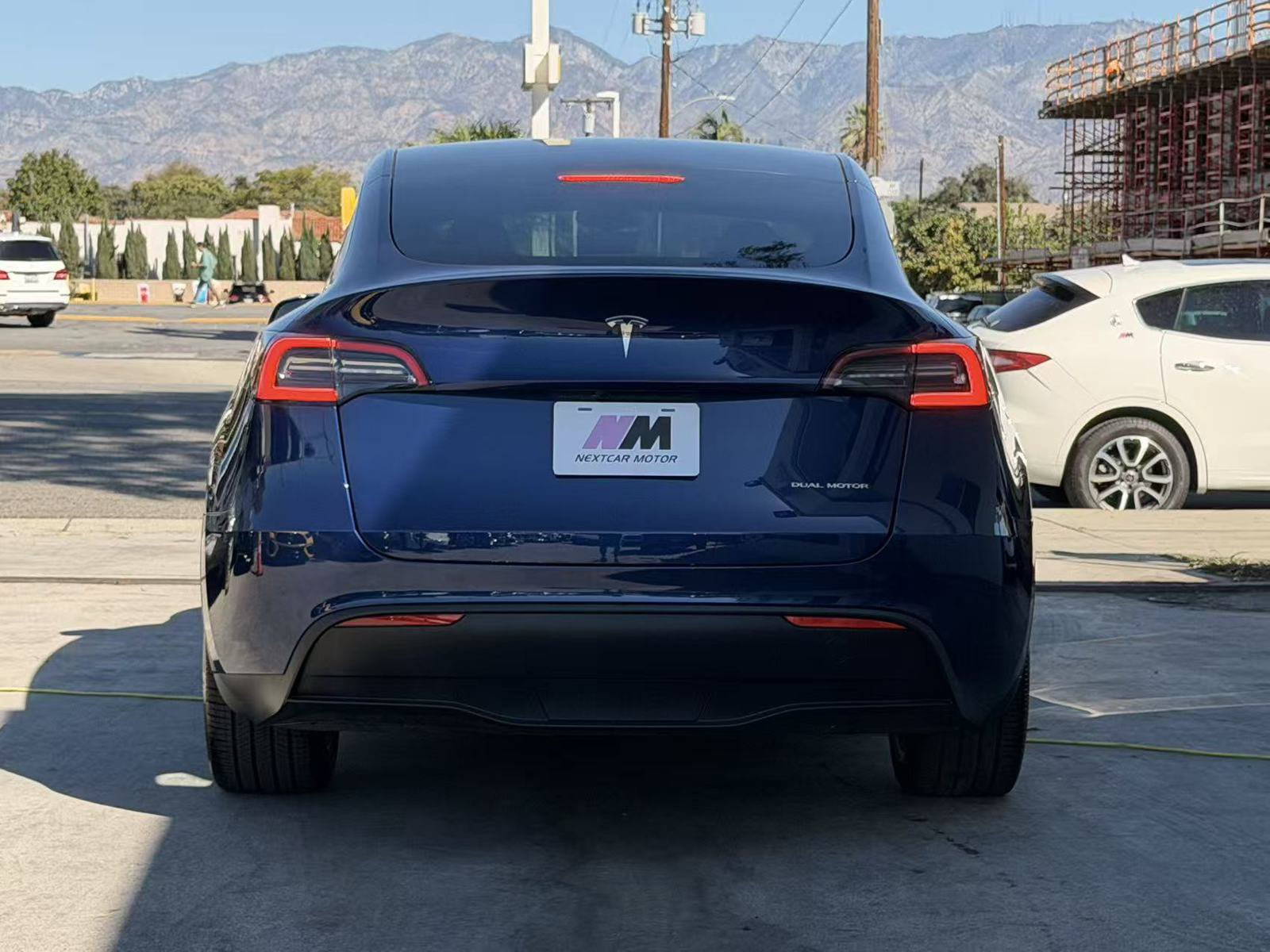 Used 2023 Tesla Model Y Long Range AWD/4WD image 6