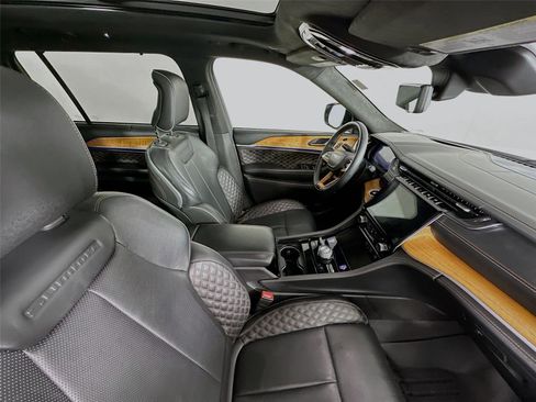 Used 2021 Jeep Grand Cherokee L Summit AWD/4WD image 30