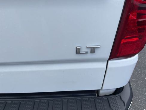 Used 2023 Chevrolet Silverado 1500 LT image 14