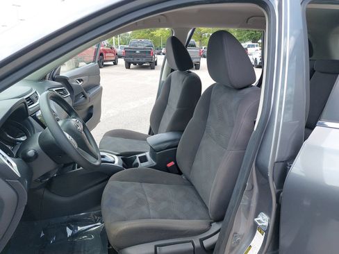 Used 2016 Nissan Rogue S AWD/4WD image 17