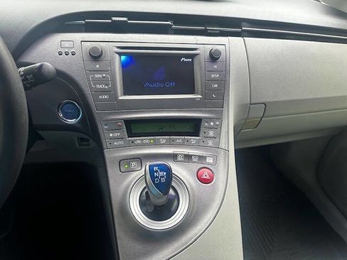 Used 2013 Toyota Prius Two FWD image 12