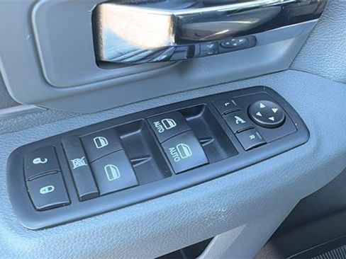 Used 2017 RAM 1500 Big Horn image 10