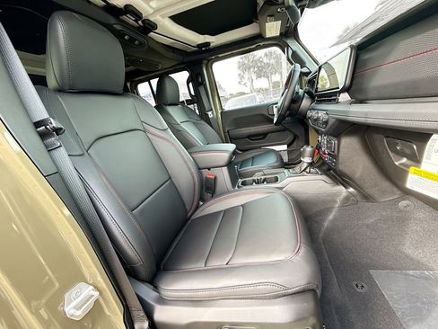 New 2026 Jeep Wrangler Unlimited Rubicon 392 w/ Quick Order Package 27X Moab AWD/4WD image 32
