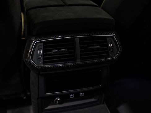 Used 2024 Lamborghini Urus Performante image 45