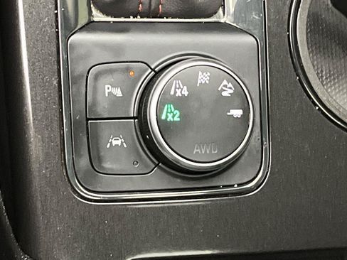 Used 2019 Chevrolet Blazer RS AWD/4WD image 17
