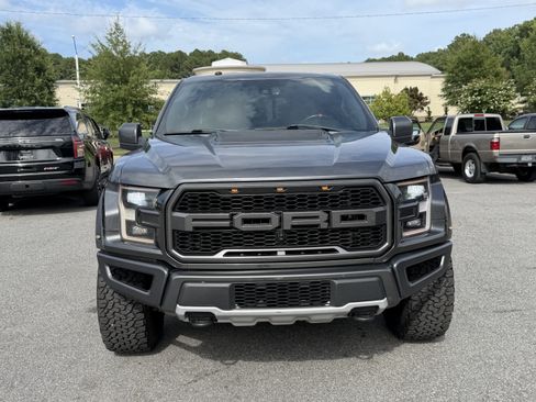 Used 2017 Ford F150 Raptor w/ Equipment Group 802A Luxury AWD/4WD image 2