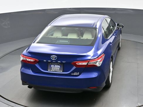Used 2018 Toyota Camry XLE w/ Four Season Floor Mat Package FWD image 36